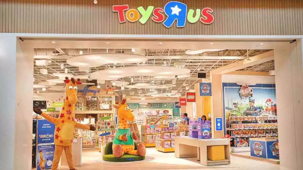 Toys R Us Store Opening