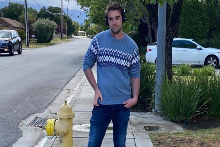 California Man Arrested For Assaulting Elderly Victims Posing For Photo After Attack